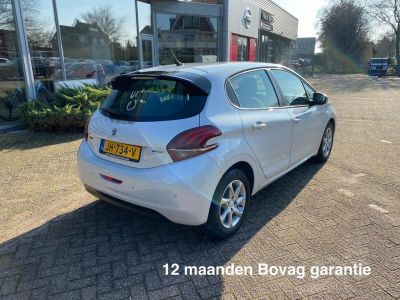 Peugeot 208 1.2 Puretech 82pk 5D Blue Lion