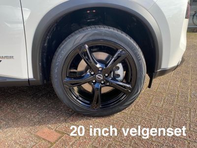 Nissan X-Trail E-Force 4WD 214pk 7pl Midnight Edition