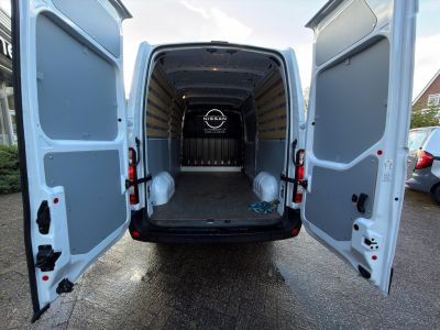 Nissan Interstar VAN 2.3 dCi 135PK L2H2 3T5 N-Connecta