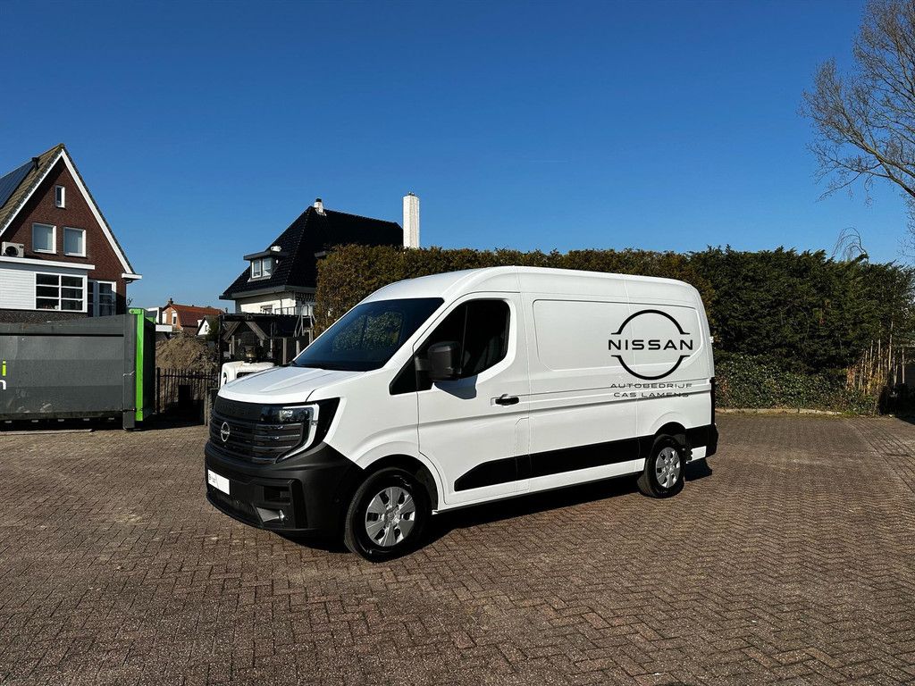 Nissan Interstar