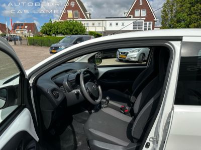 Toyota Aygo 1.0 VVT-i 72pk 5D x-fun Apple carplay !