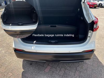 Nissan QASHQAI 1.3 DIG-T 140pk New Tekna