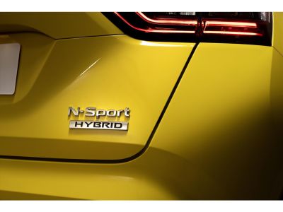 Nissan Juke Hybrid 143pk N-Sport Cold/Tech & Pack Yellow