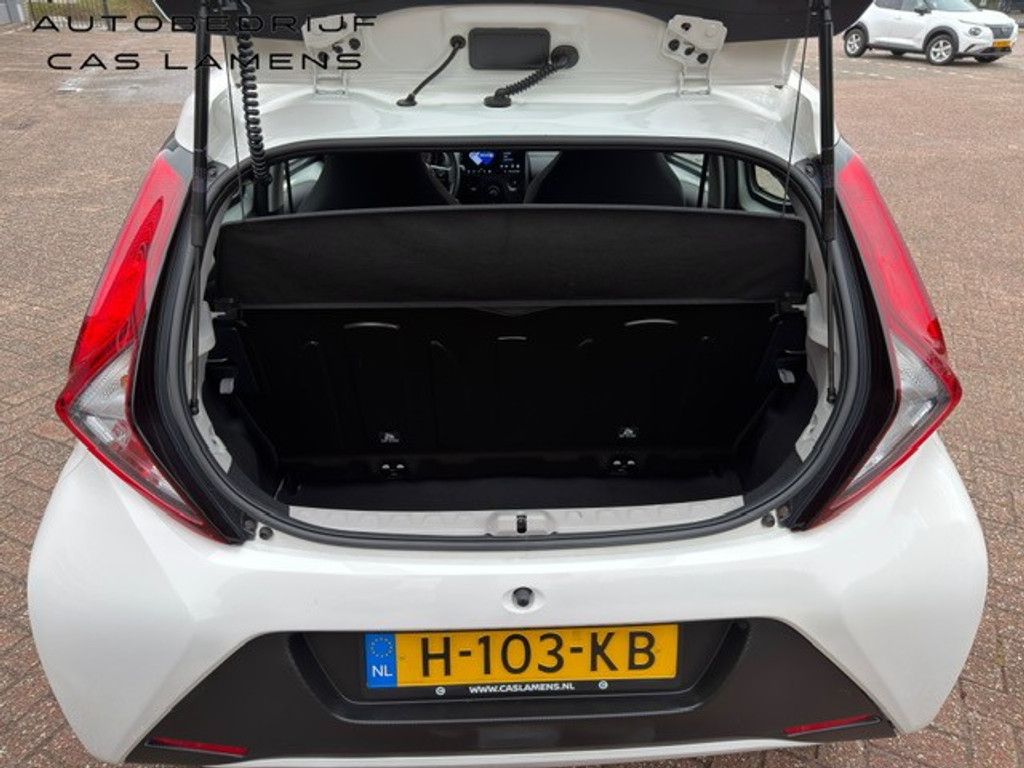 Toyota Aygo 1.0 VVT-i 72pk 5D x-fun Apple Carplay & Android auto afbeelding