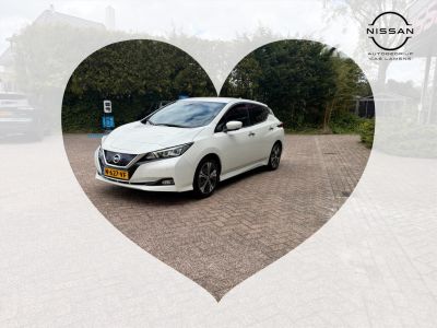 Nissan Leaf Electric 40kWh N-Connecta Led pack